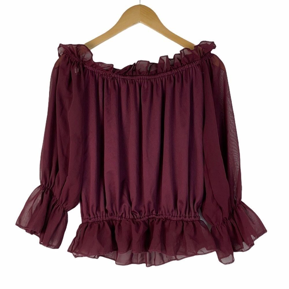 Spirit Women Ruffle Hem Off The shoulder Top S/M